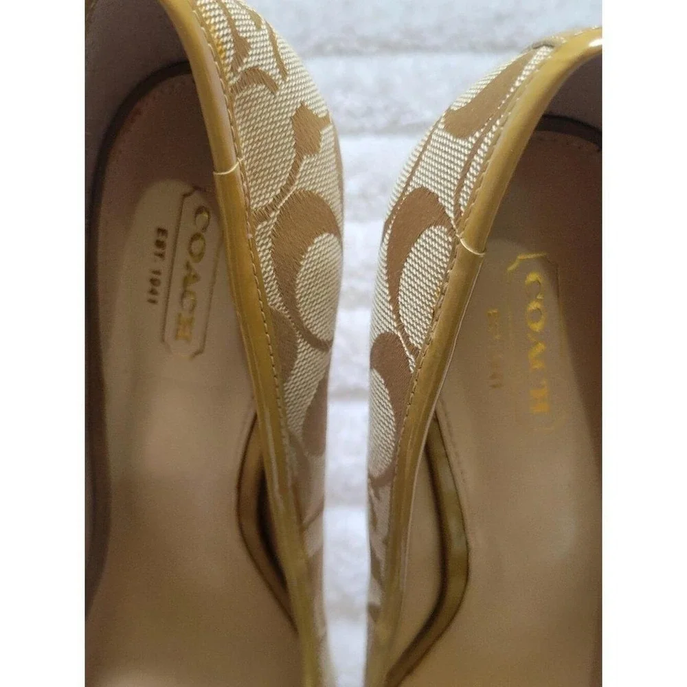 Coach Beige Gold Monogram Peep-Toe Platform Heels EUC 8.5 Minimalist Coquette